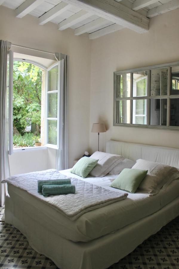 Mas De Rique Hotel Saint-Etienne-du-Gres ภายนอก รูปภาพ