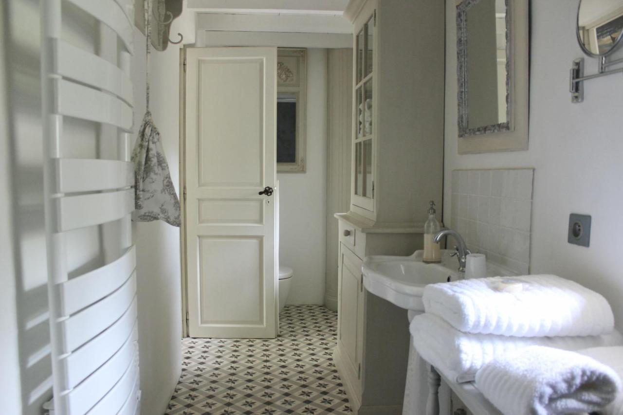 Mas De Rique Hotel Saint-Etienne-du-Gres ภายนอก รูปภาพ