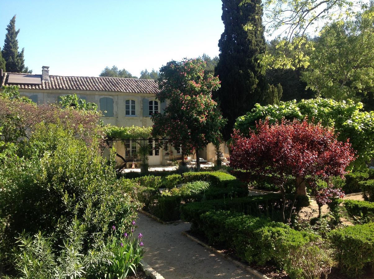 Mas De Rique Hotel Saint-Etienne-du-Gres ภายนอก รูปภาพ